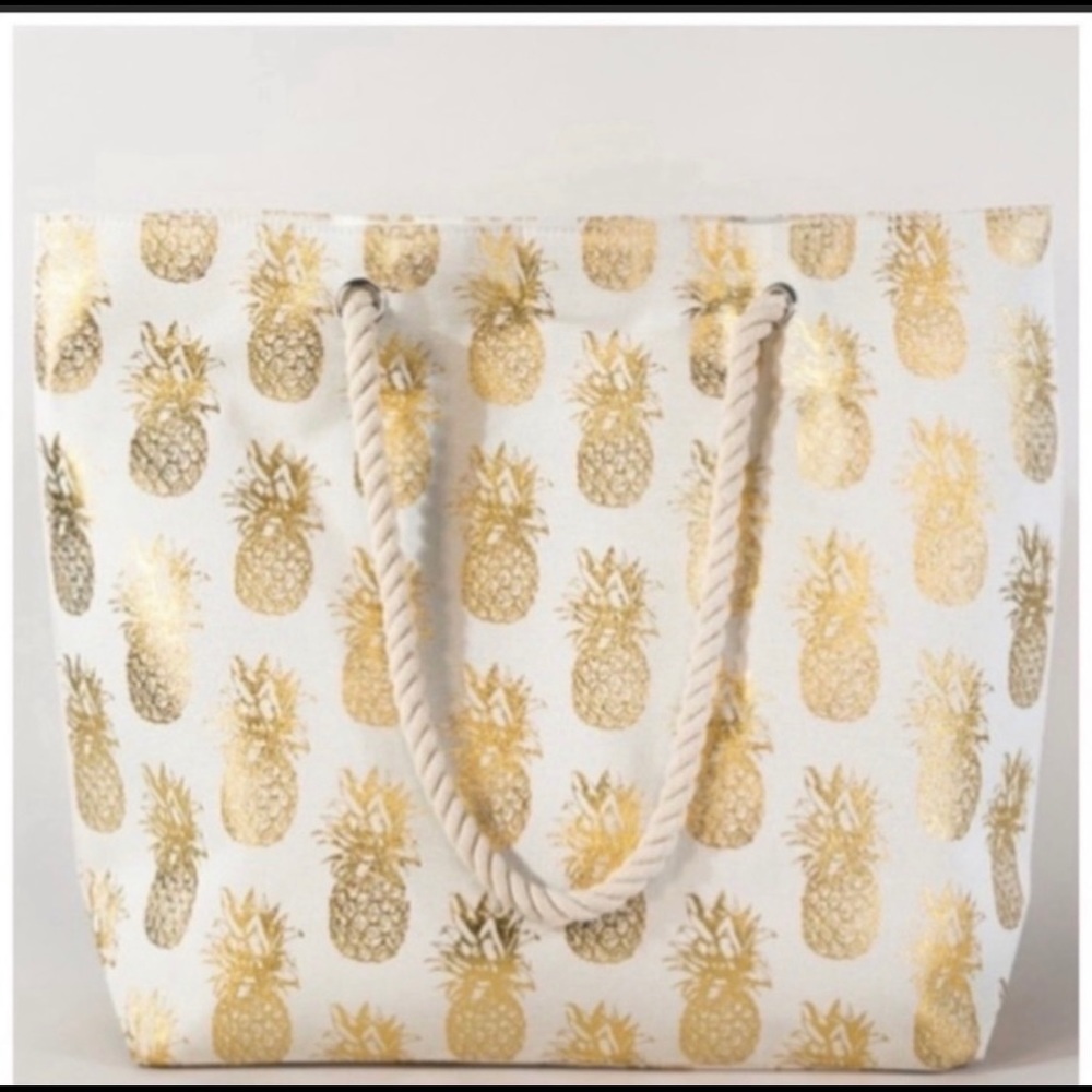 Metallic pineapple beach tote.